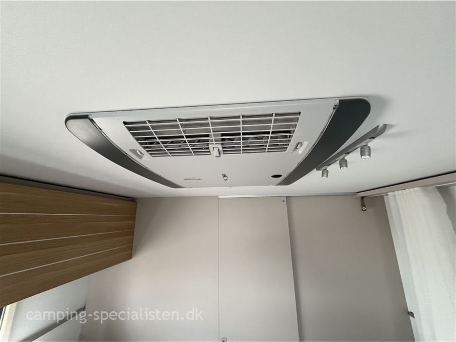 Adria Adora 613 UT Selected Edition